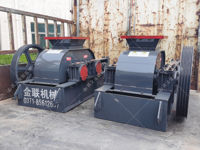 2PG400x250對輥破碎機(jī)發(fā)往湖南長沙破焦沫