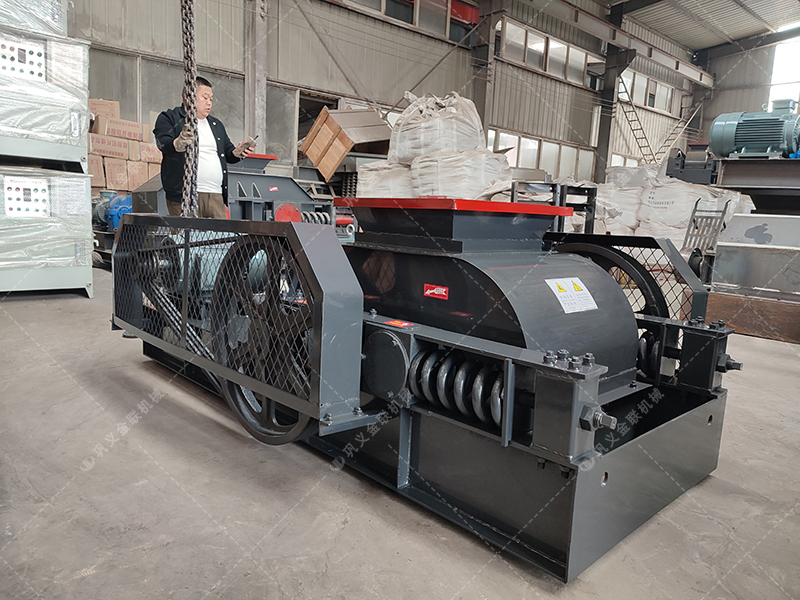 狼牙破碎機(jī)是什么設(shè)備？在哪些行業(yè)中有廣泛應(yīng)用？