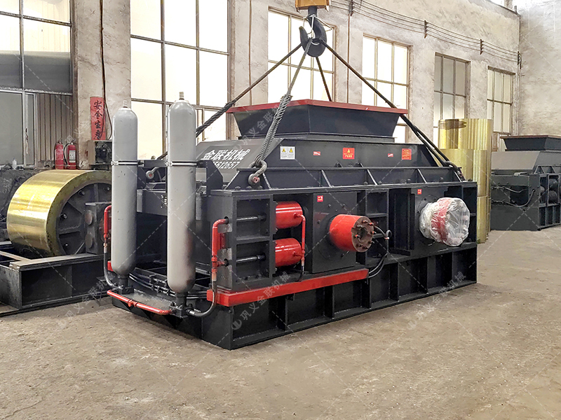 硅礦石對輥制砂機:180噸/時高效能,如何選擇實力廠家是關(guān)鍵 硅礦石對輥制砂機:180噸/時高效能,如何選擇實力廠家是關(guān)鍵