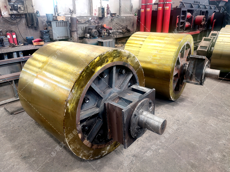 傳統制砂痛點頻出，液壓對輥制砂機提供怎樣的“一站式”解決方案？